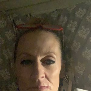 Meet your Posher, Melisa